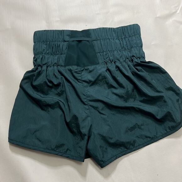 FREE PEOPLE MOVEMENT THE WAY‎ HOME SHORTS SIZE XS - Picture 3 of 5